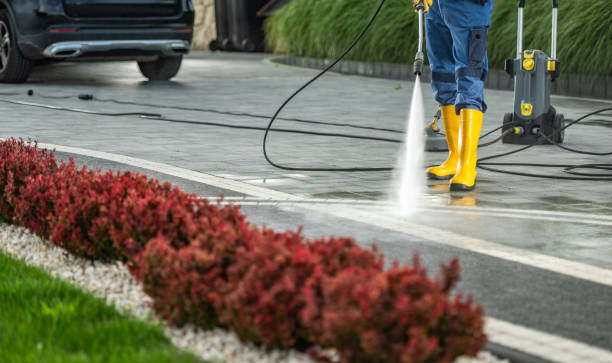 Why Choose Our Certified Pressure Washing Experts for Your Project Needs in Middlebranch, OH?